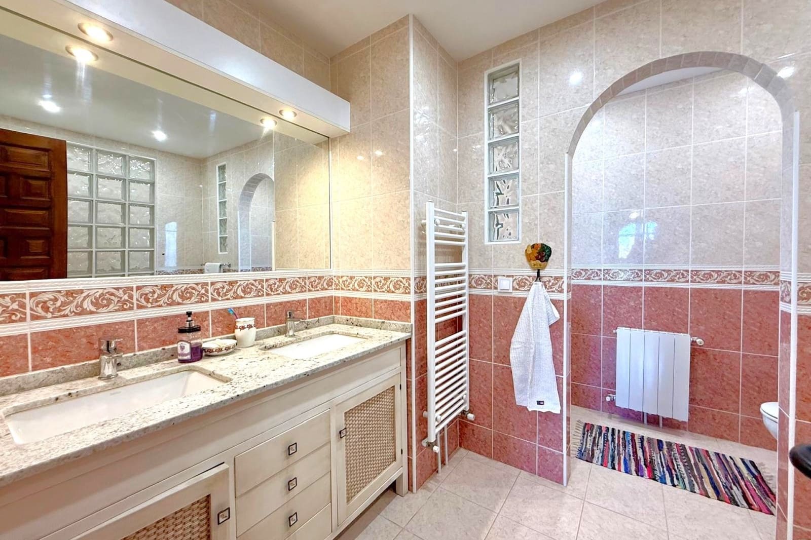 3 soveværelse Villa til salg i Villamartin - € 425.000 (Ref: 9795736)