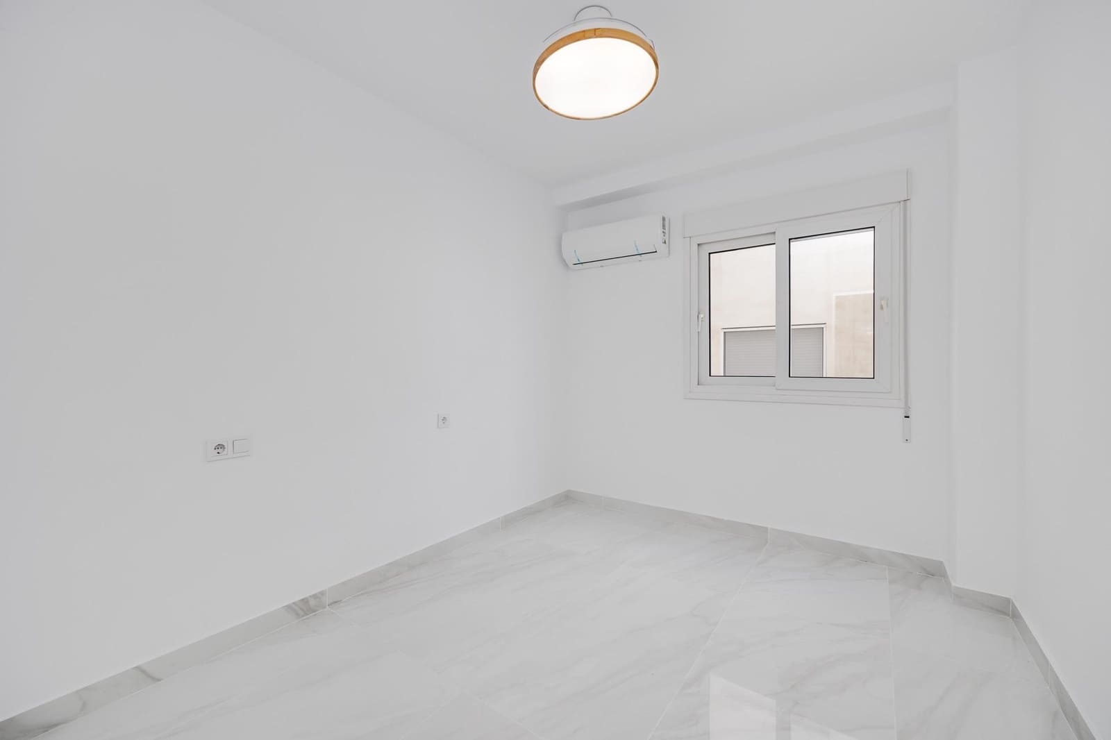 3 soverom Leilighet til salgs i Torrevieja - € 205 000 (Ref: 9795737)