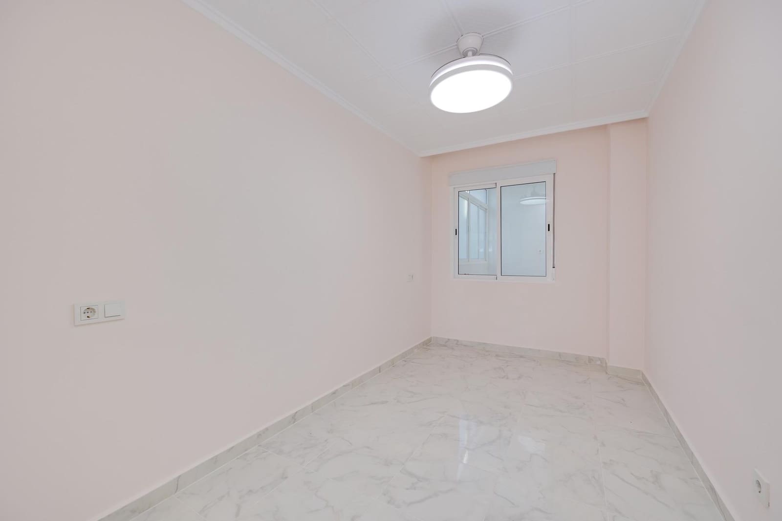 3 sypialnia Apartament na sprzedaż w Torrevieja - 269 900 € (Ref: 9795738)