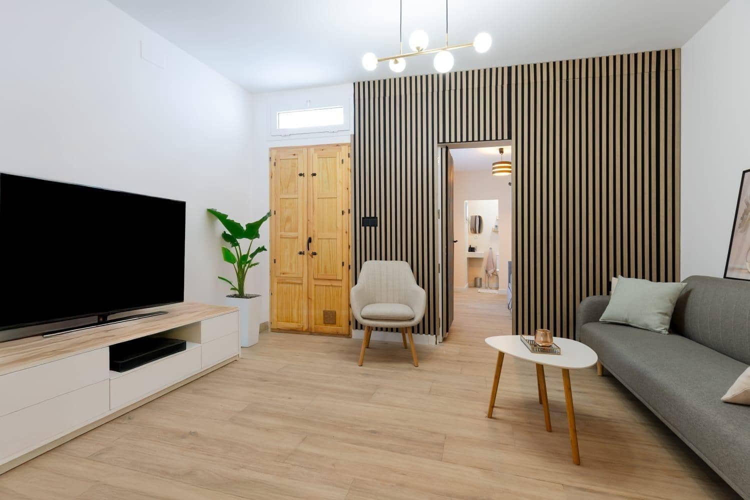 Apartamento de 4 habitaciones en Torrevieja en venta - 199.000 € (Ref: 9795739)