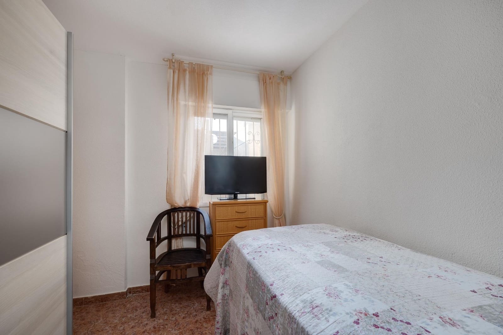 4 soveværelse Byhus til salg i La Siesta - € 209.000 (Ref: 9795740)