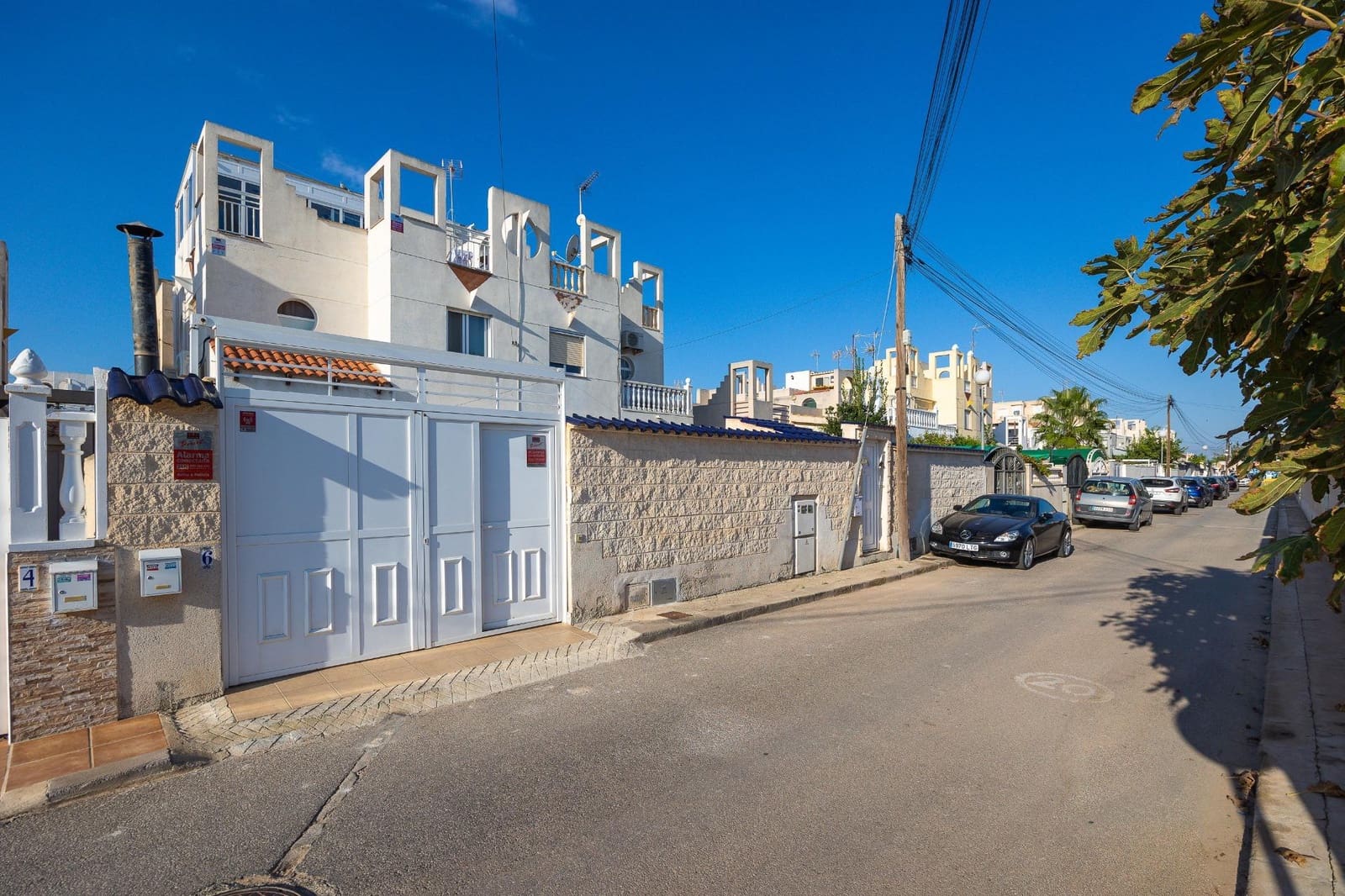 4 soveværelse Byhus til salg i La Siesta - € 209.000 (Ref: 9795740)