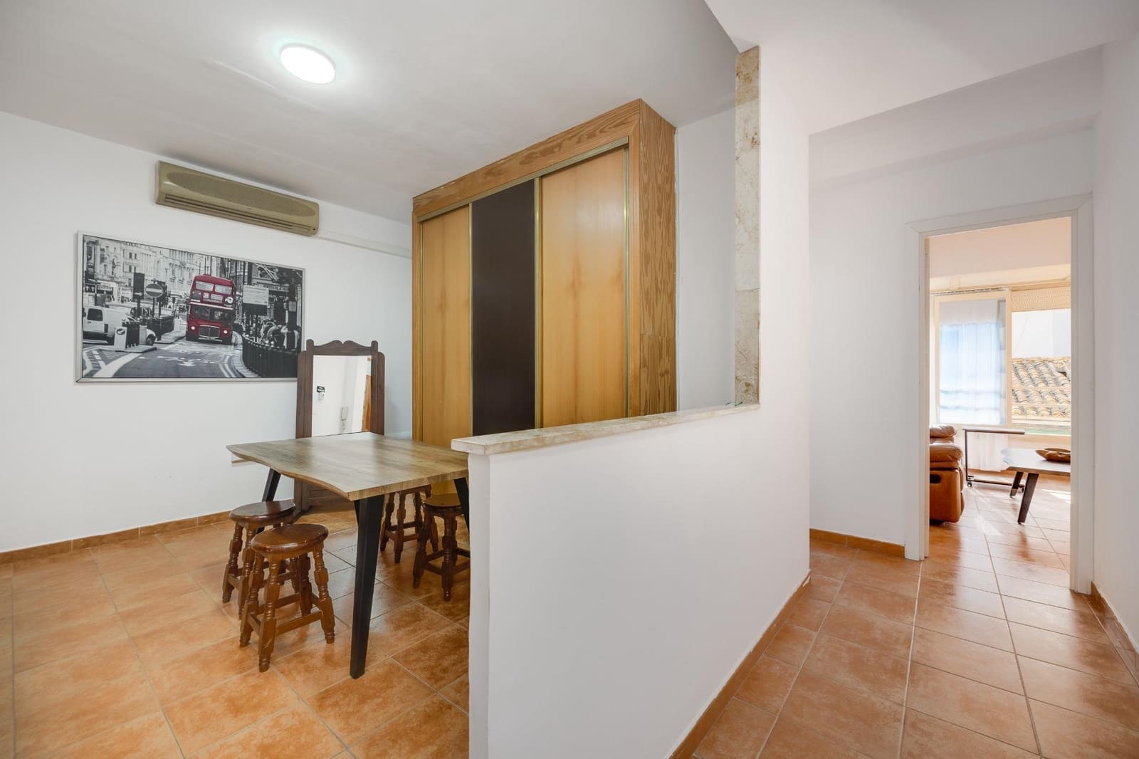 Apartamento de 4 habitaciones en Torrevieja en venta - 199.000 € (Ref: 9795741)