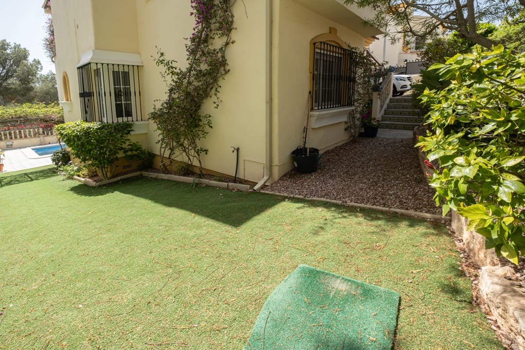 3 Zimmer Villa zu verkaufen in Las Ramblas Golf mit Pool Garage - 529.000 € (Ref: 9796645)