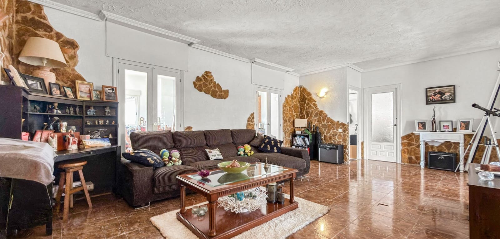 7 bedroom Villa for sale in Ciudad Quesada - € 1,299,000 (Ref: 9805284)