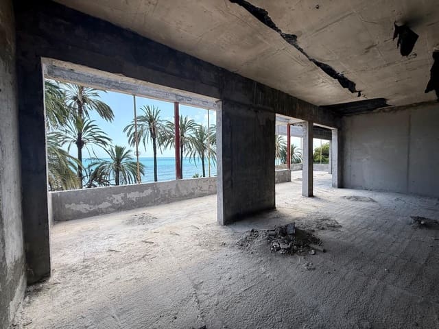 Villa zu verkaufen in Punta Prima, Orihuela mit Pool - 2.750.000 € (Ref: 9807260)