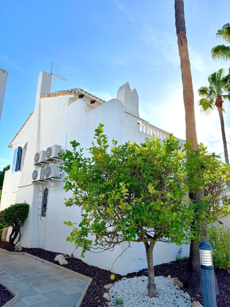 3 slaapkamer Villa te koop in Villamartin - € 425.000 (Ref: 9807264)