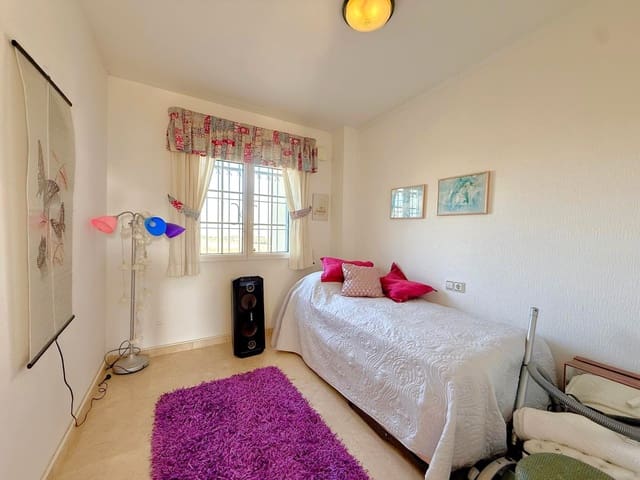 2 makuuhuone Omakotitalo myytävänä paikassa Villamartin, Orihuela mukana uima-altaan - 229 500 € (Ref: 9807265)