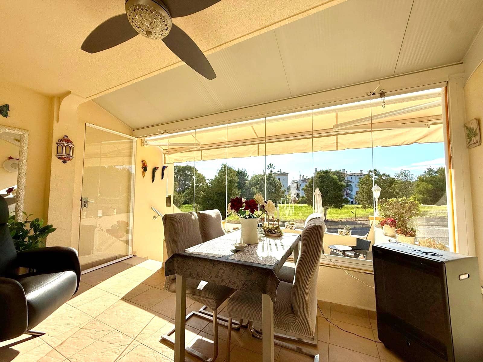 2 bedroom Townhouse for sale in Villamartin with pool - € 229,500 (Ref: 9807265)