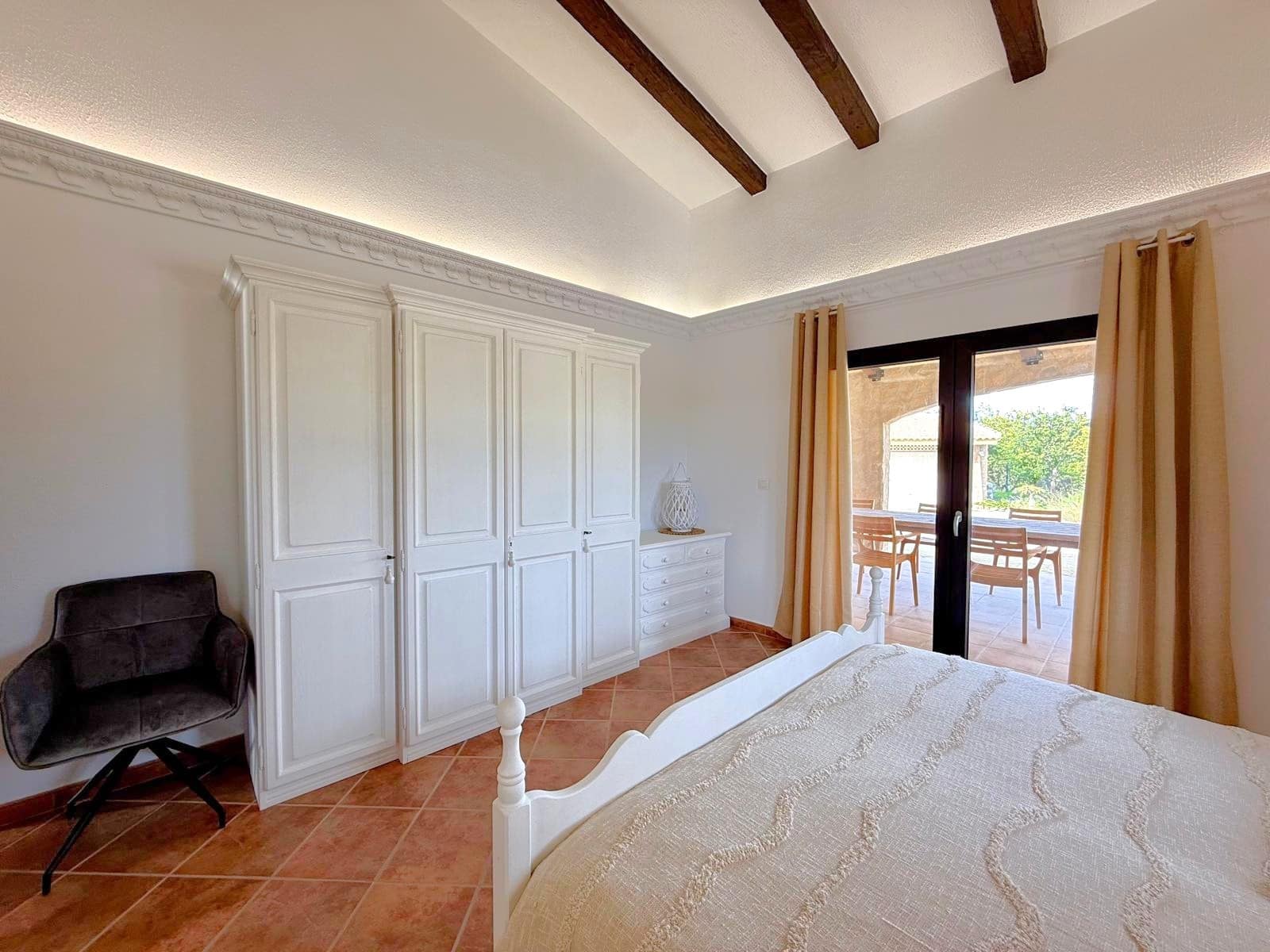 3 soveværelse Villa til salg i San Miguel de Salinas med swimmingpool - € 1.290.000 (Ref: 9807266)