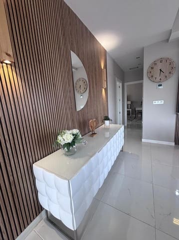 5 makuuhuone Huvila myytävänä paikassa Villamartin, Orihuela mukana uima-altaan - 699 000 € (Ref: 9807269)