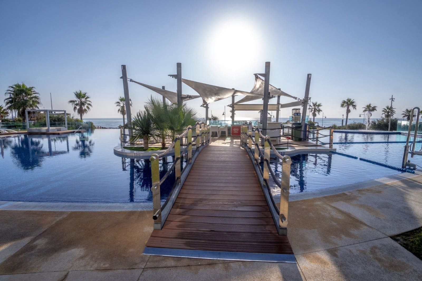 2 quarto Apartamento para venda em Punta Prima com piscina - 450 000 € (Ref: 9807271)