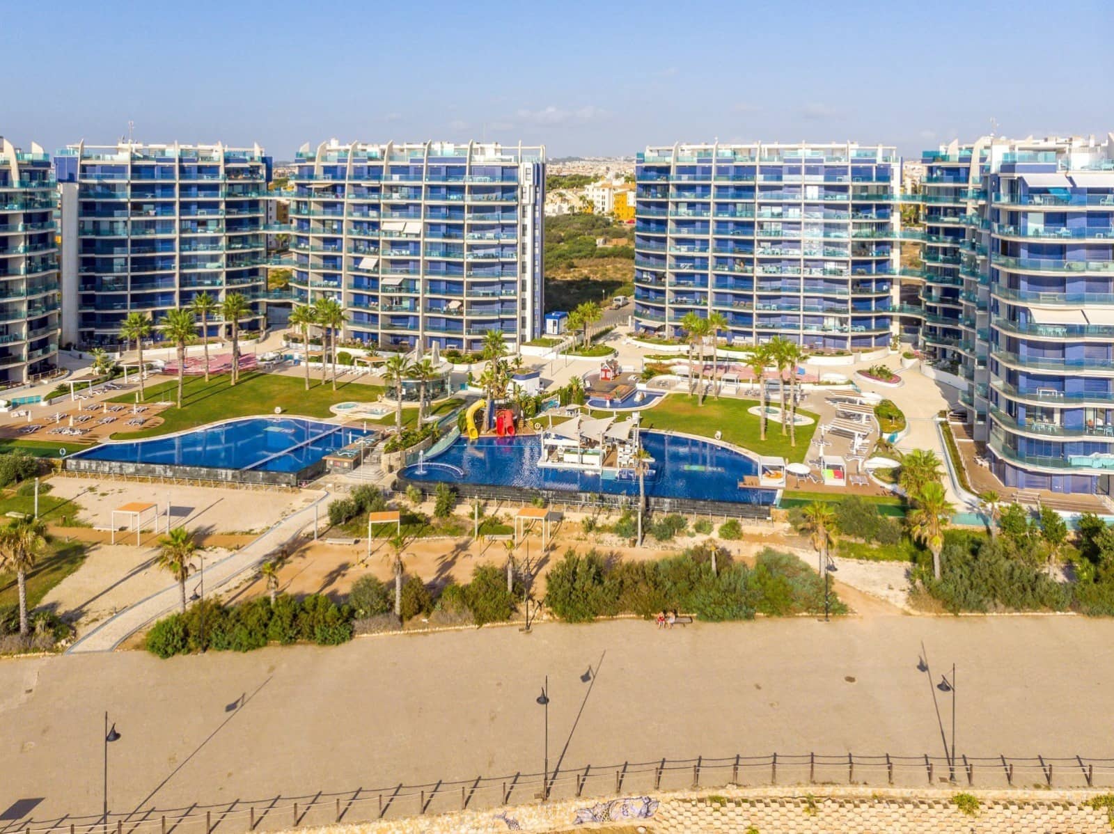 2 quarto Apartamento para venda em Punta Prima com piscina - 450 000 € (Ref: 9807271)