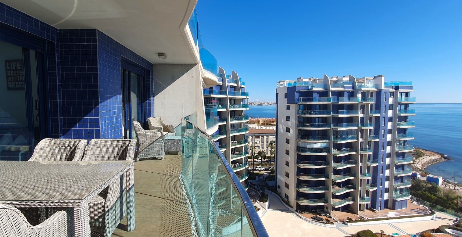 2 quarto Apartamento para venda em Punta Prima com piscina - 450 000 € (Ref: 9807271)