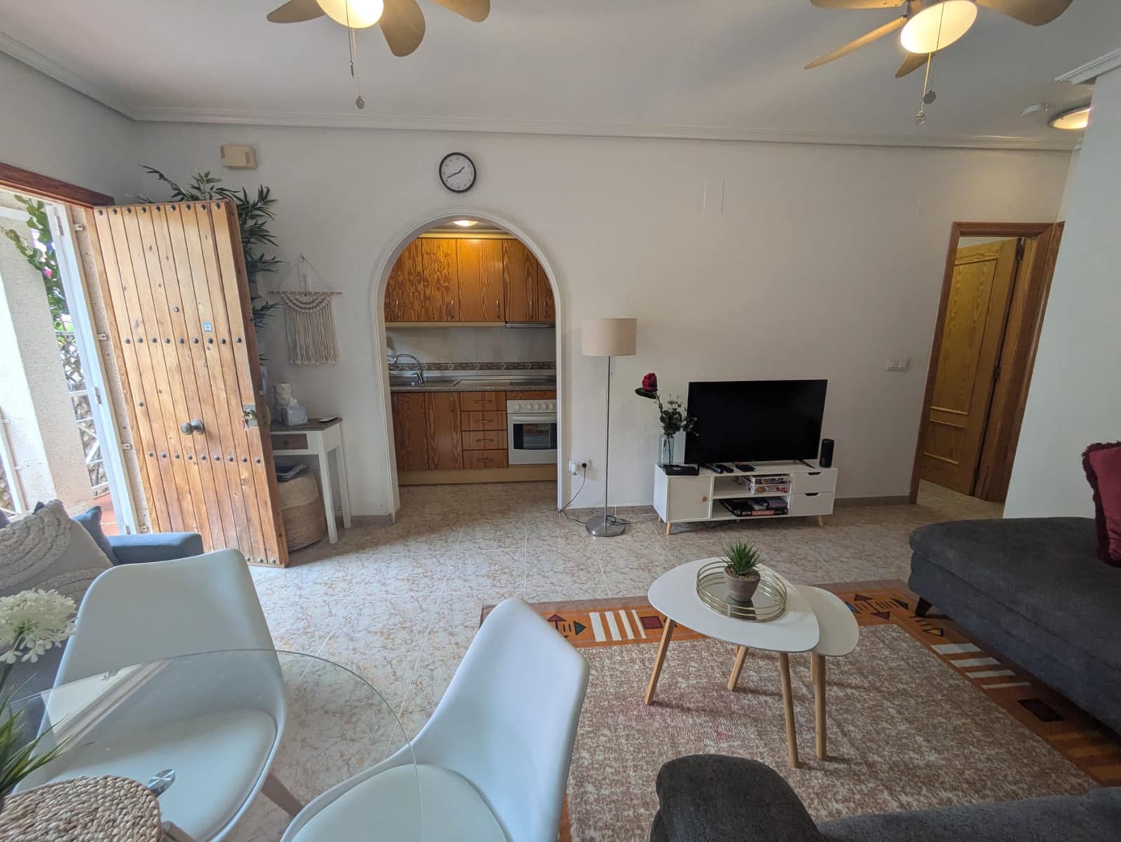 2 sovrum Lägenhet till salu i Playa Flamenca med pool - 155 000 € (Ref: 9812942)