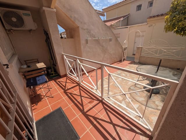 2 soveværelse Lejlighed til salg i Playa Flamenca, Orihuela med swimmingpool - € 155.000 (Ref: 9812942)