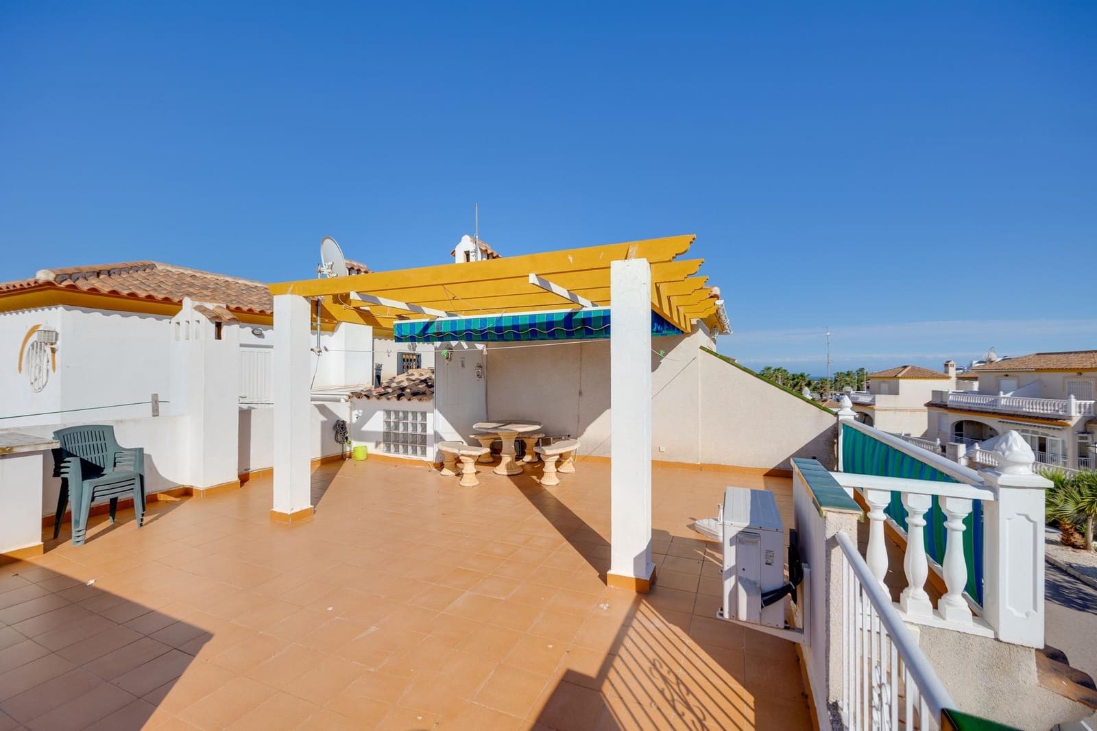 2 bedroom Townhouse for sale in Los Dolses - € 189,000 (Ref: 9816433)