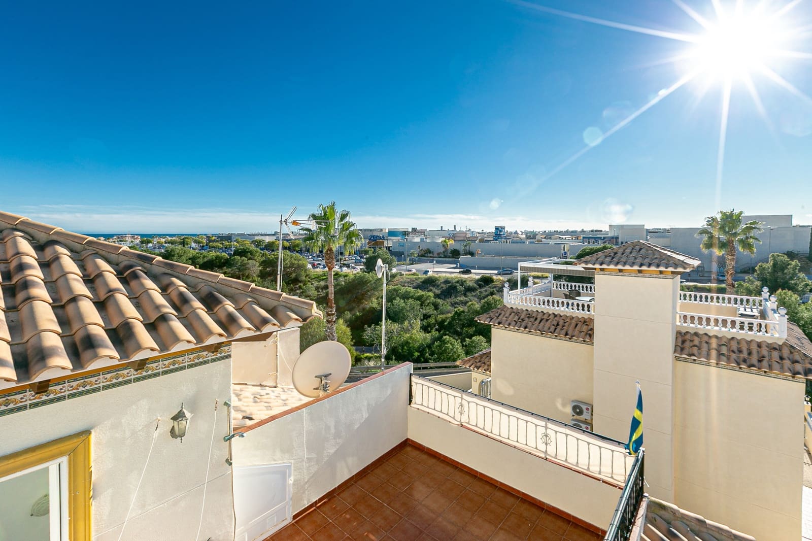 3 camera da letto Casa in vendita in Playa Flamenca con piscina - 224.500 € (Rif: 9816440)
