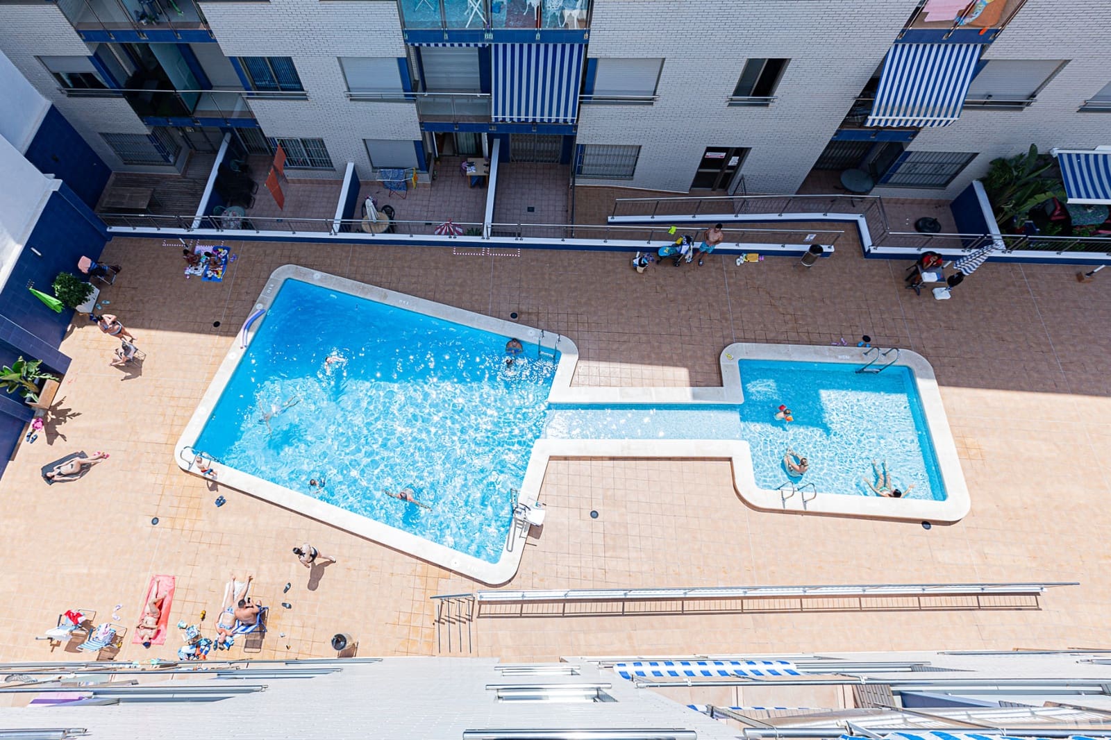 3 quarto Apartamento para venda em Torrevieja com piscina garagem - 259 900 € (Ref: 9816442)