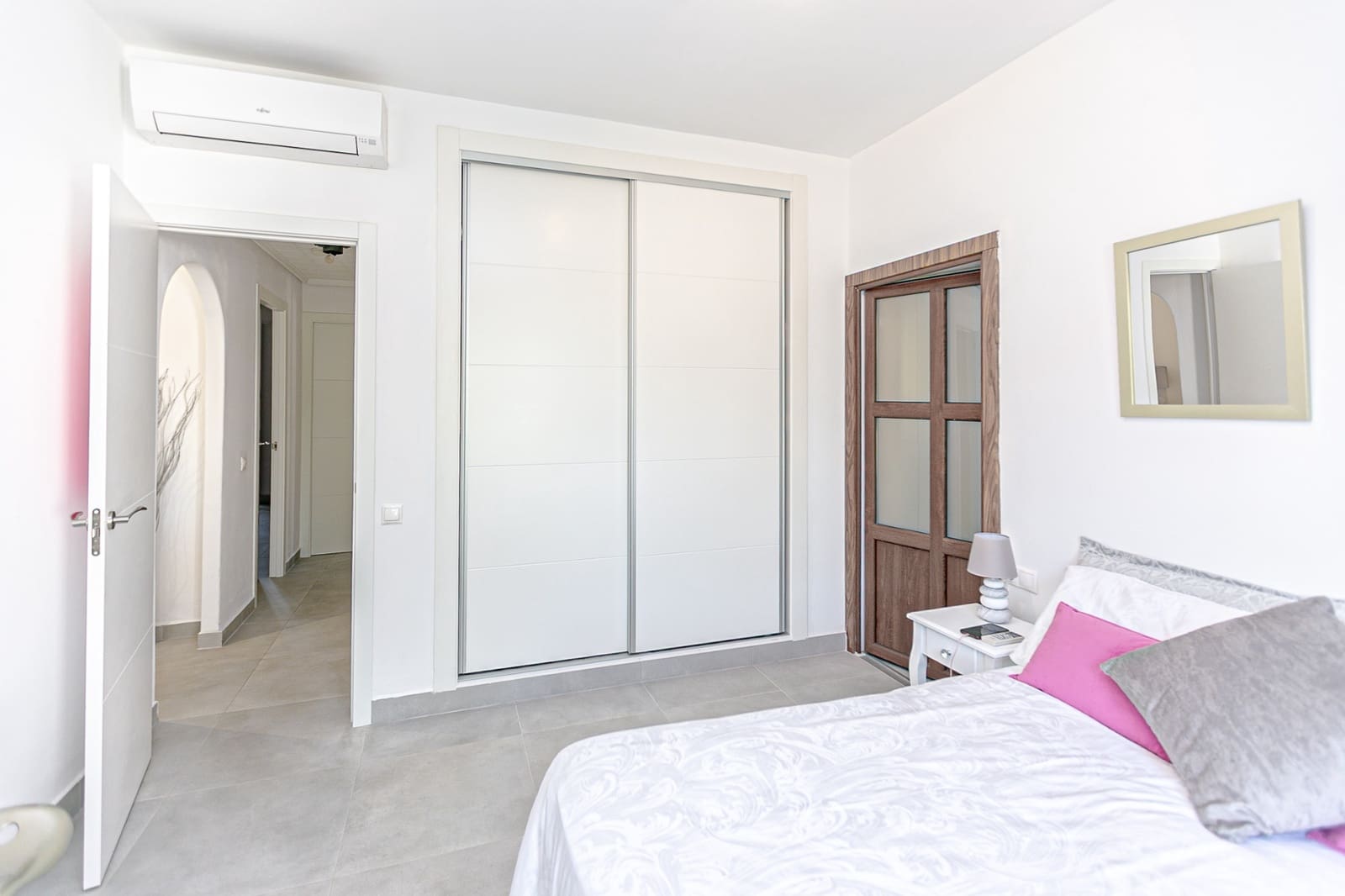 6 Zimmer Villa zu verkaufen in Orihuela Costa mit Pool Garage - 799.000 € (Ref: 9816444)