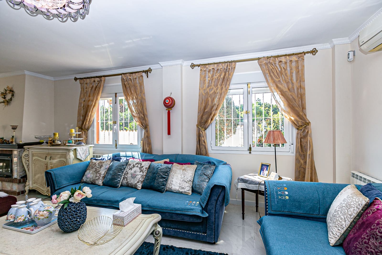 4 Zimmer Villa zu verkaufen in Campoamor mit Pool Garage - 800.000 € (Ref: 9816445)