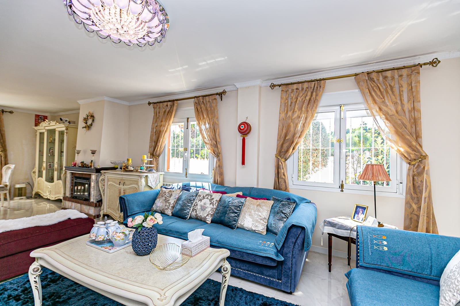 4 Zimmer Villa zu verkaufen in Campoamor mit Pool Garage - 800.000 € (Ref: 9816445)