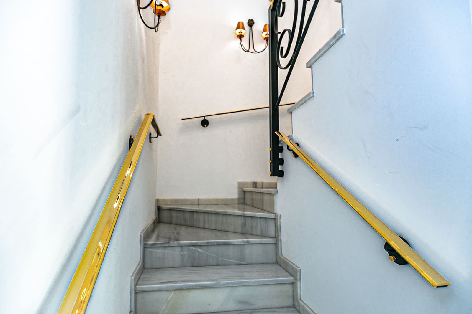 4 Zimmer Villa zu verkaufen in Campoamor mit Pool Garage - 800.000 € (Ref: 9816445)