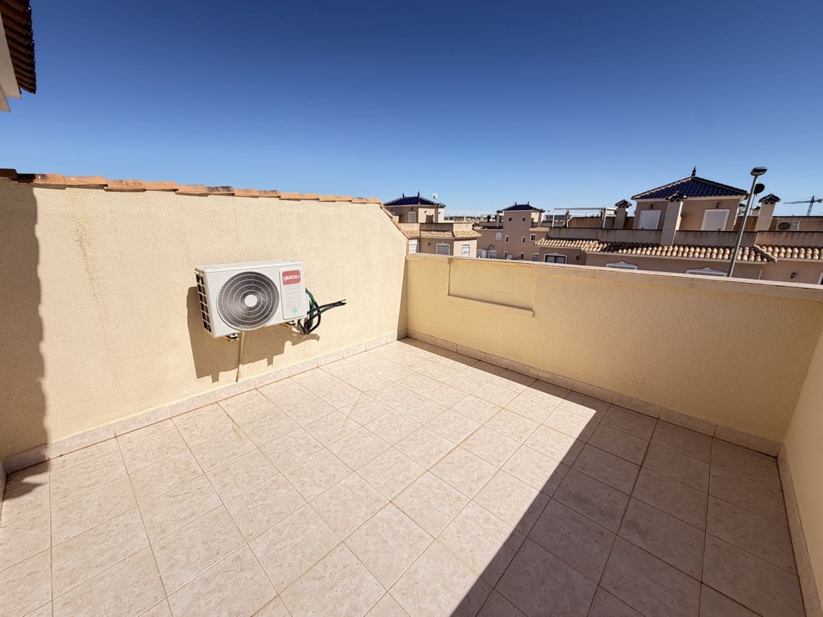 3 soveværelse Byhus til salg i Torre de la Horadada - € 210.000 (Ref: 9830204)