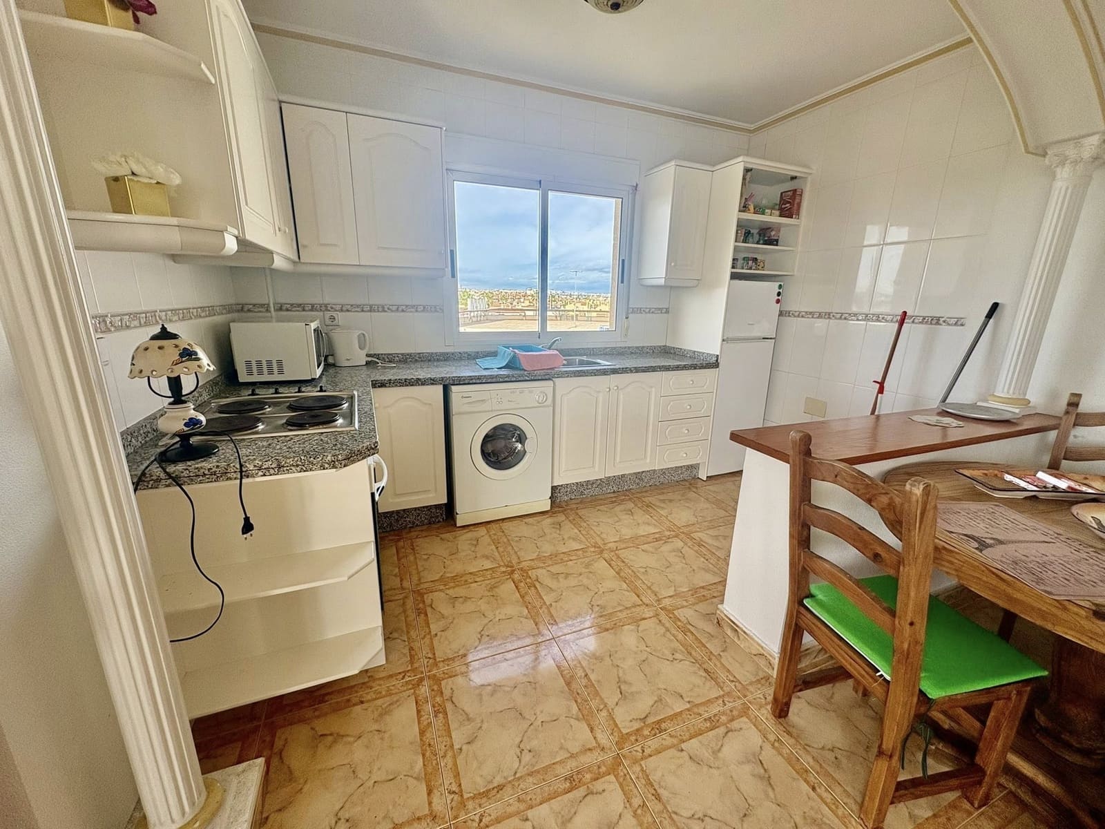 2 Zimmer Apartment zu verkaufen in La Zenia mit Pool - 155.000 € (Ref: 9830327)