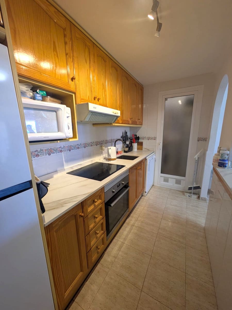3 soveværelse Lejlighed til salg i Playa Flamenca med swimmingpool garage - € 249.000 (Ref: 9841967)