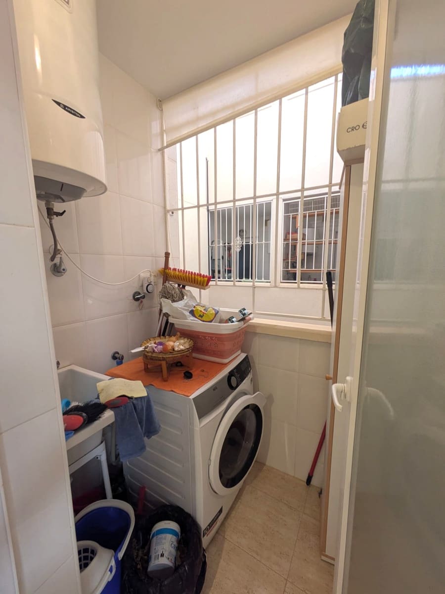 3 soveværelse Lejlighed til salg i Playa Flamenca med swimmingpool garage - € 249.000 (Ref: 9841967)