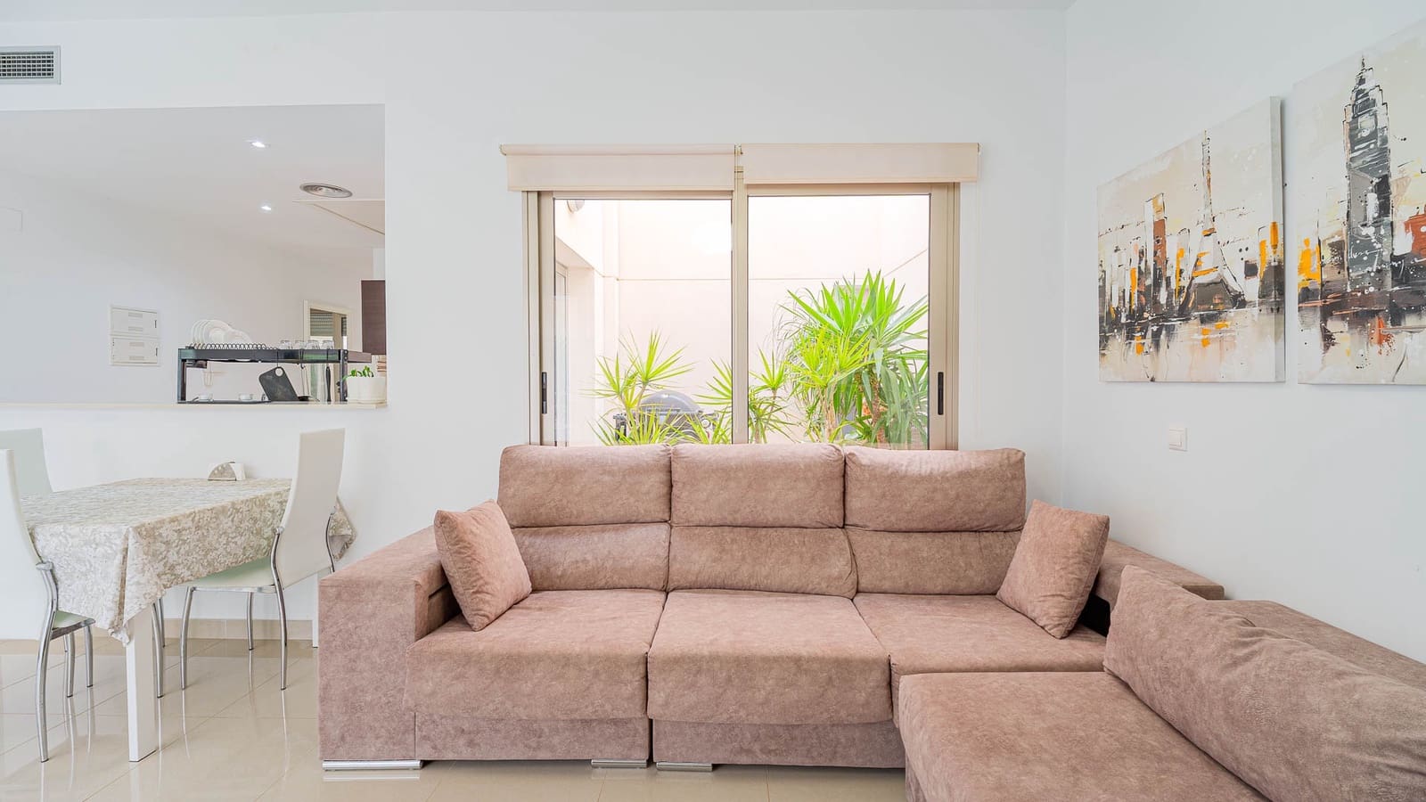 3 soverom Hus til salgs i Punta Prima med svømmebasseng garasje - € 355 000 (Ref: 9841973)