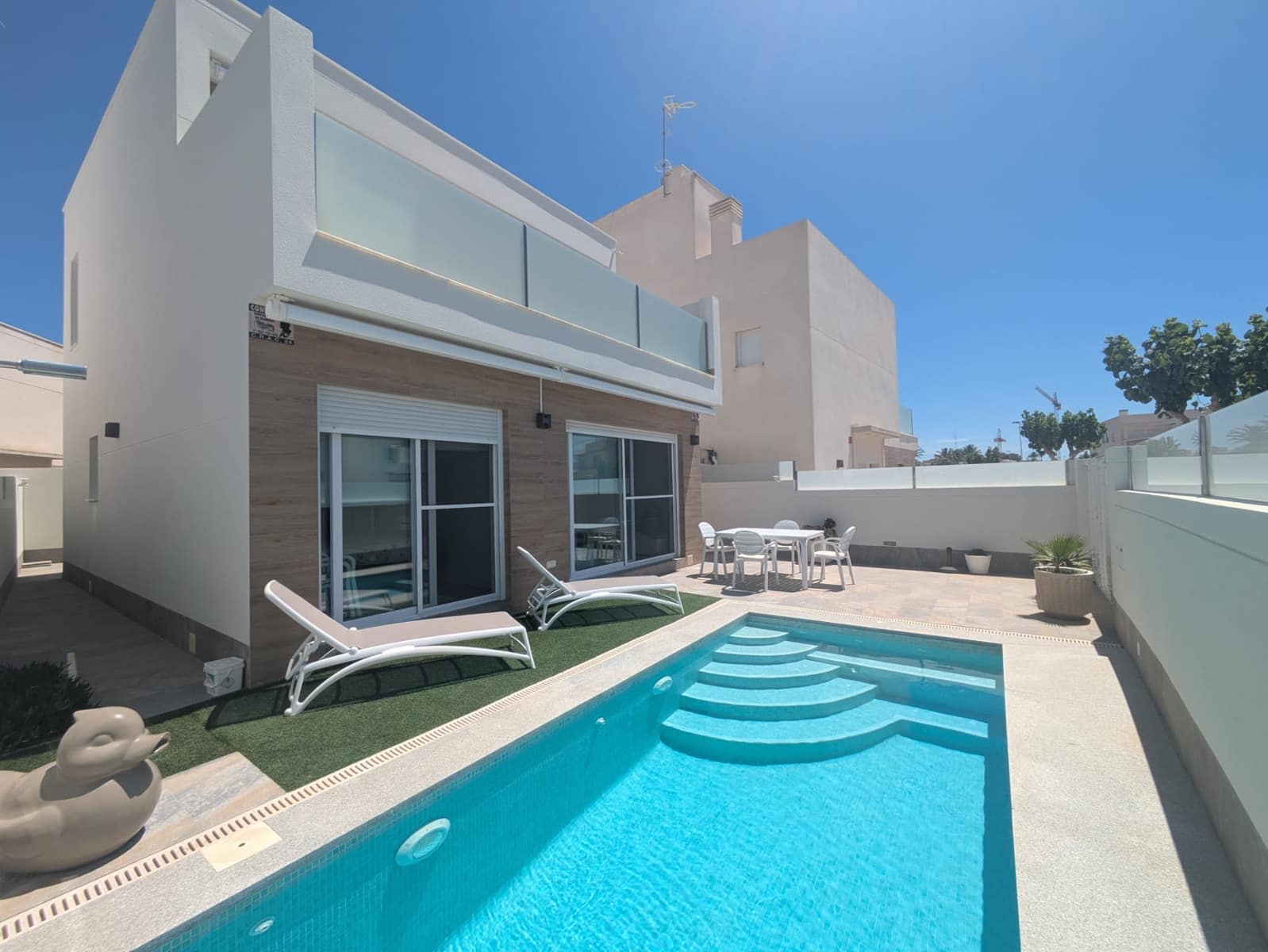 3 bedroom Villa for sale in San Pedro del Pinatar with pool garage - € 439,000 (Ref: 9844695)
