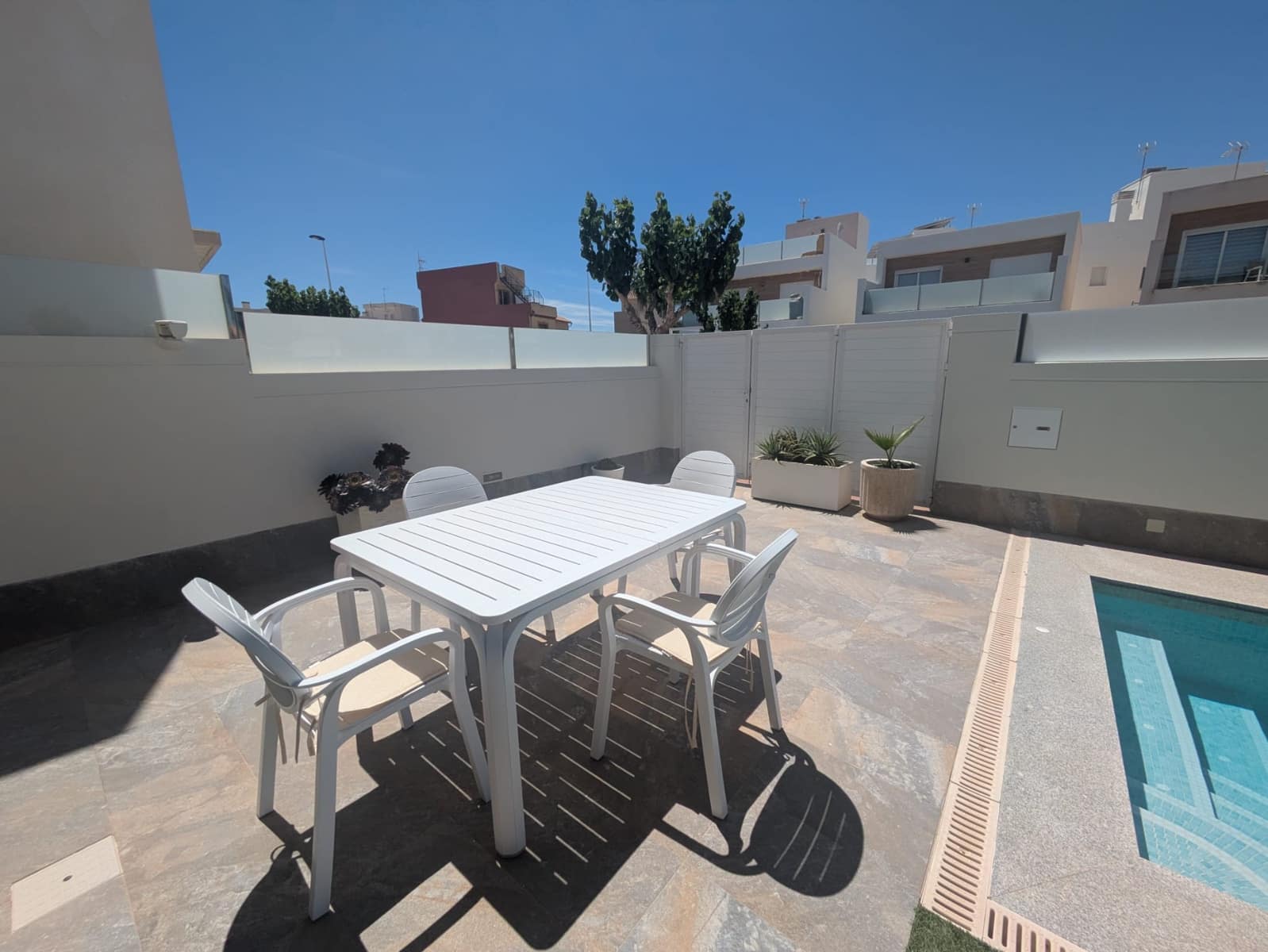 3 bedroom Villa for sale in San Pedro del Pinatar with pool garage - € 439,000 (Ref: 9844695)
