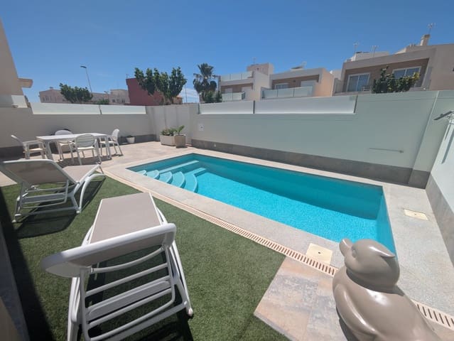 3 camera da letto Villa in vendita in Los Peñascos - El Salero - Los Imbernones, San Pedro del Pinatar con piscina garage - 439.000 € (Rif: 9844695)