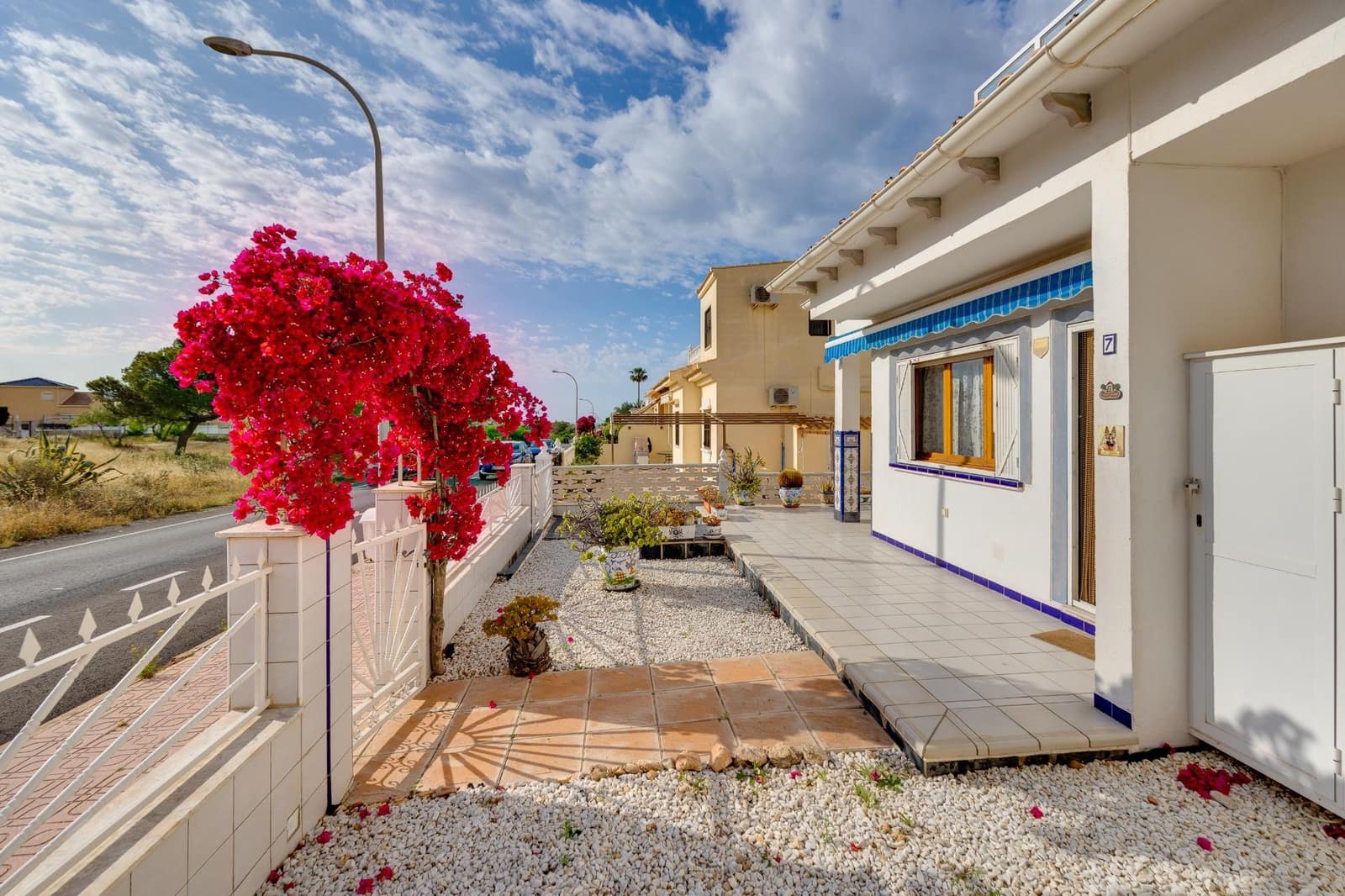 2 bedroom Townhouse for sale in La Florida - € 189,500 (Ref: 9849945)