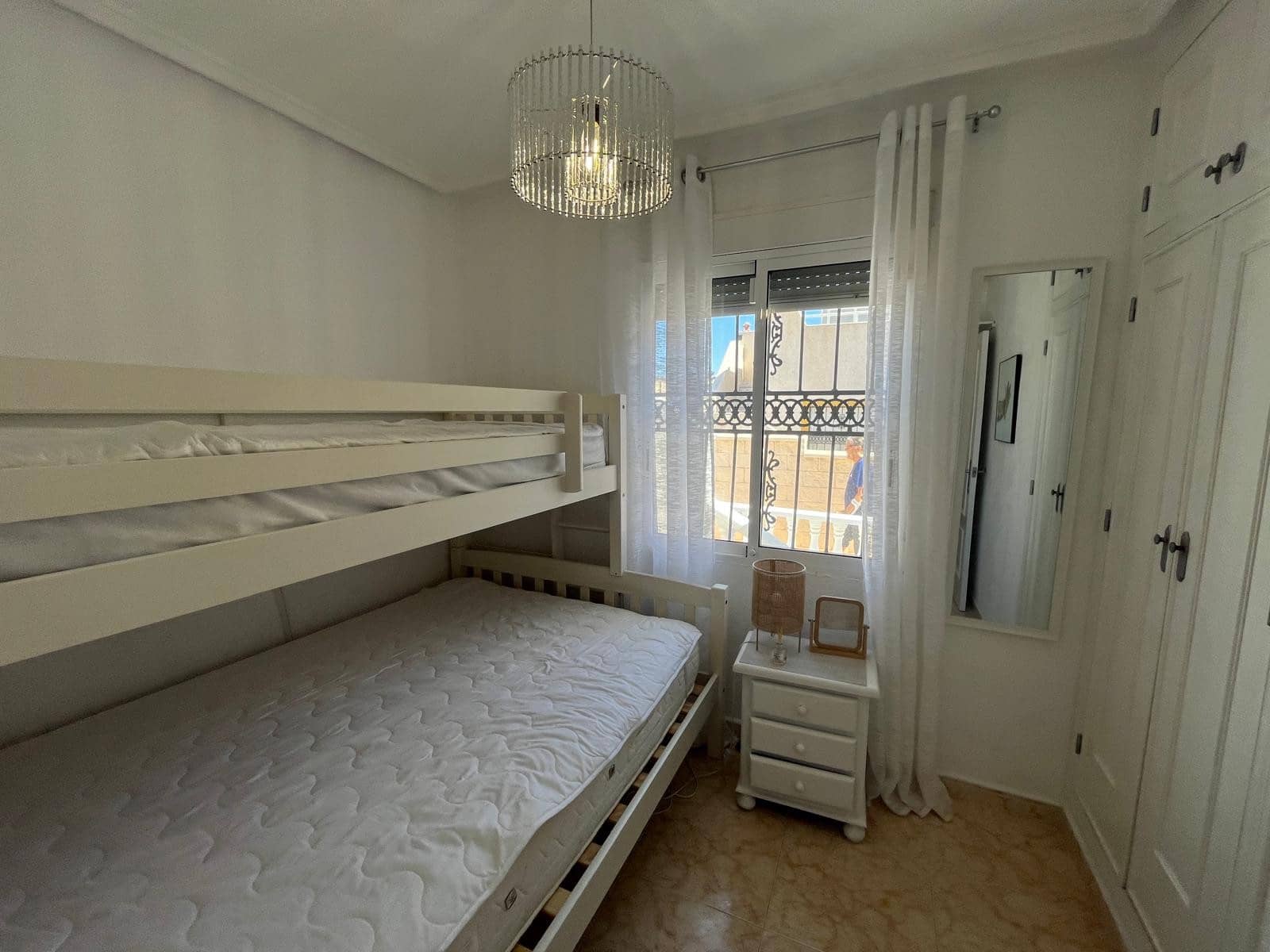 2 makuuhuone Omakotitalo myytävänä paikassa Los Altos mukana uima-altaan - 209 999 € (Ref: 9855955)