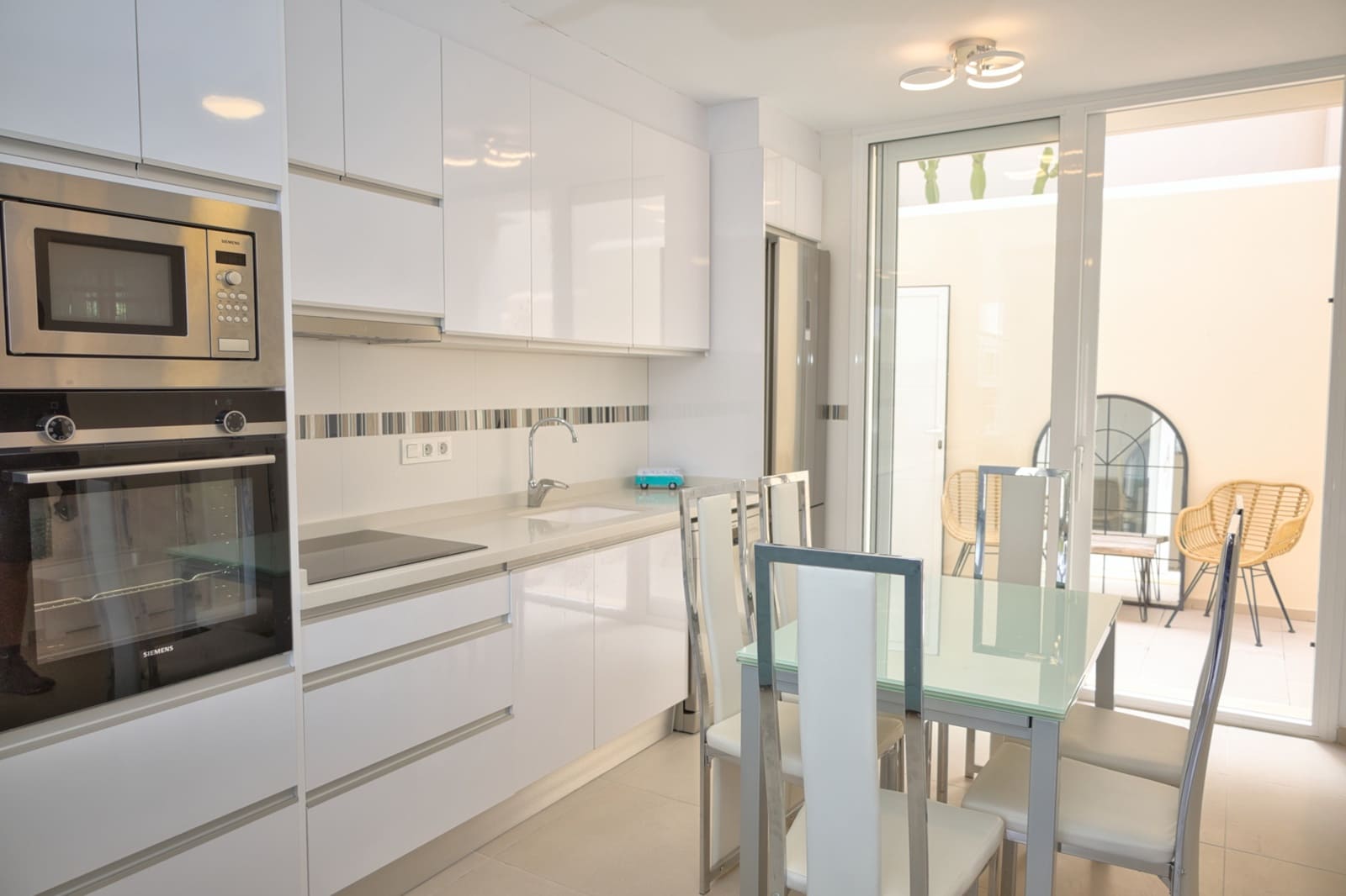 4 slaapkamer Villa te koop in Orihuela Costa met zwembad - € 375.000 (Ref: 9863683)