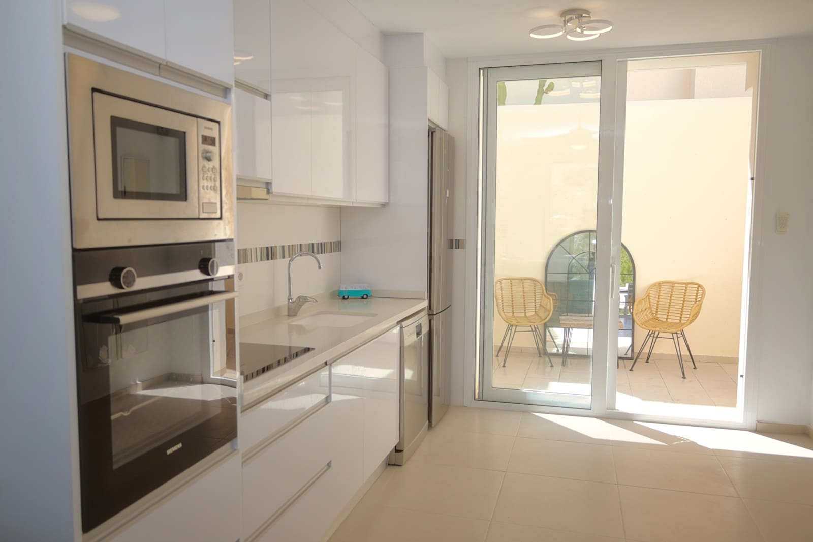 4 slaapkamer Villa te koop in Orihuela Costa met zwembad - € 375.000 (Ref: 9863683)