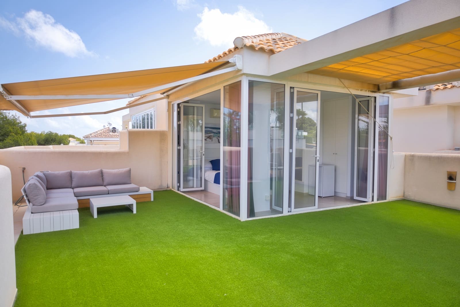 4 slaapkamer Villa te koop in Orihuela Costa met zwembad - € 375.000 (Ref: 9863683)