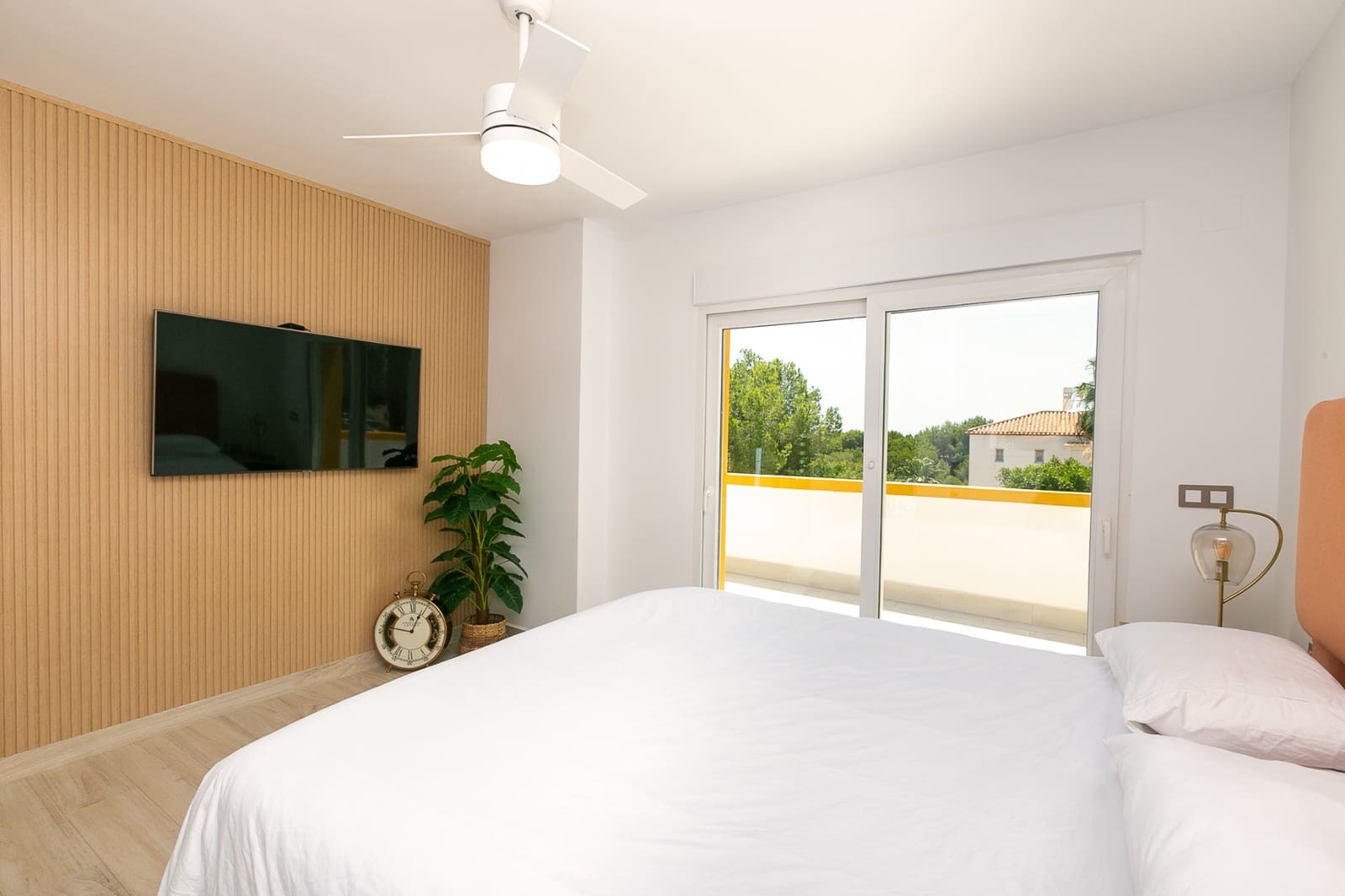 3 bedroom Villa for sale in Los Dolses with pool - € 549,995 (Ref: 9877732)
