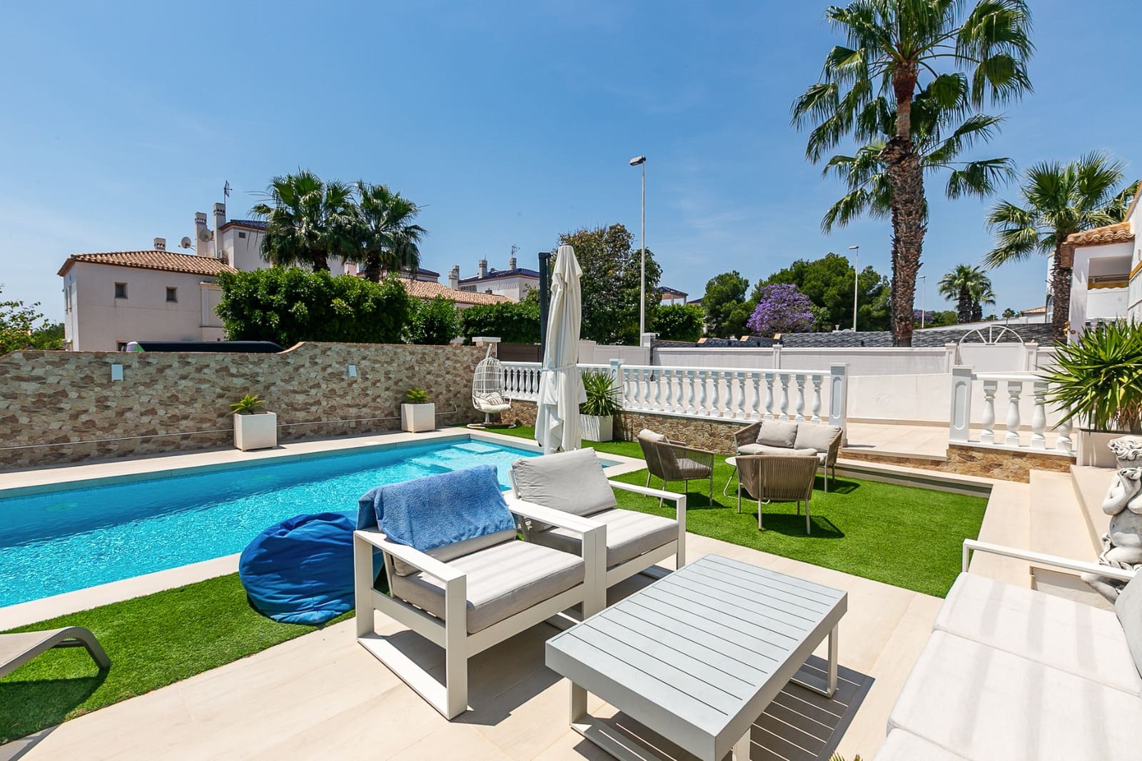 3 bedroom Villa for sale in Los Dolses with pool - € 549,995 (Ref: 9877732)