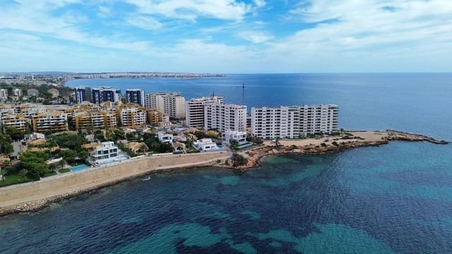 2 soverom Leilighet til salgs i Punta Prima, Torrevieja med garasje - € 449 000 (Ref: 9882671)