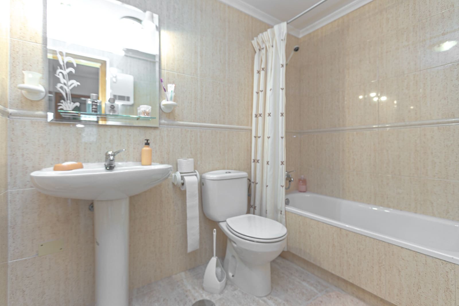 2 sypialnia Dom na sprzedaż w Orihuela Costa z basenem garażem - 270 000 € (Ref: 9889479)