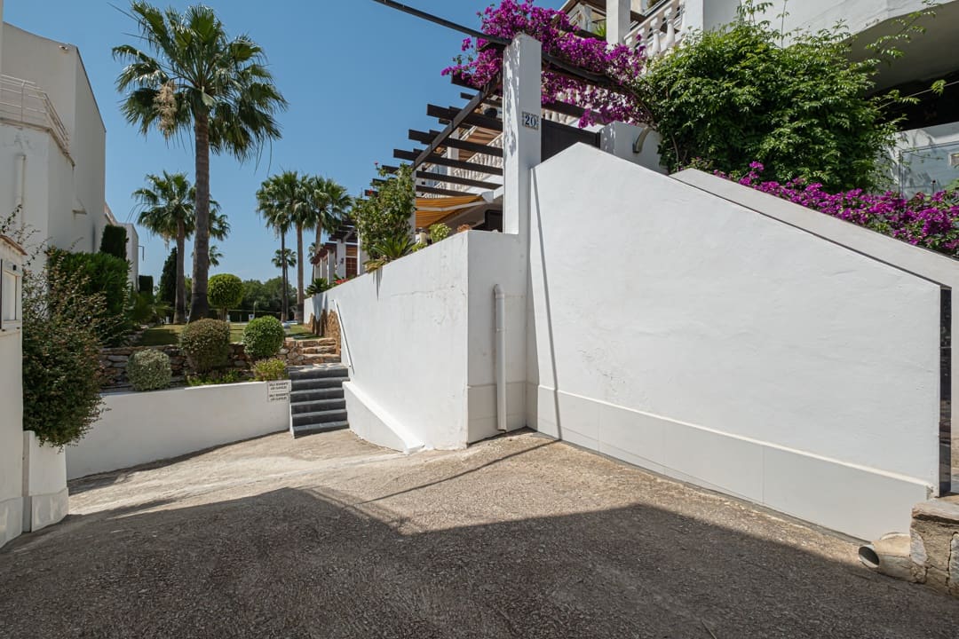 2 bedroom Apartment for sale in Las Ramblas Golf with pool garage - € 229,000 (Ref: 9899776)