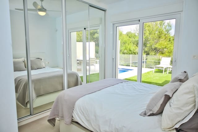 4 slaapkamer Villa te koop in Lomas de Cabo Roig - Los Dolses, Orihuela - € 375.000 (Ref: 9905215)