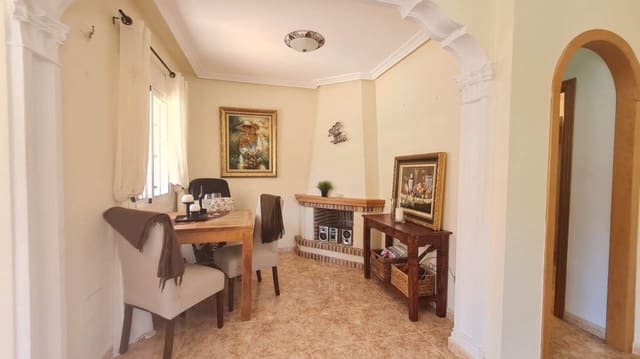 3 soverom Villa til salgs i Los Dolses, Orihuela med svømmebasseng garasje - € 255 000 (Ref: 9918930)