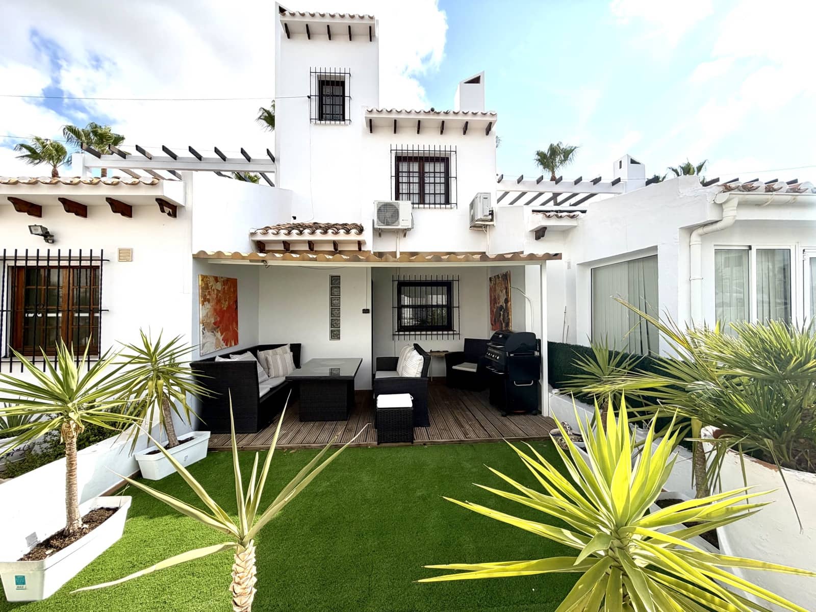 2 soveværelse Byhus til salg i Villamartin med swimmingpool - € 280.000 (Ref: 9943203)