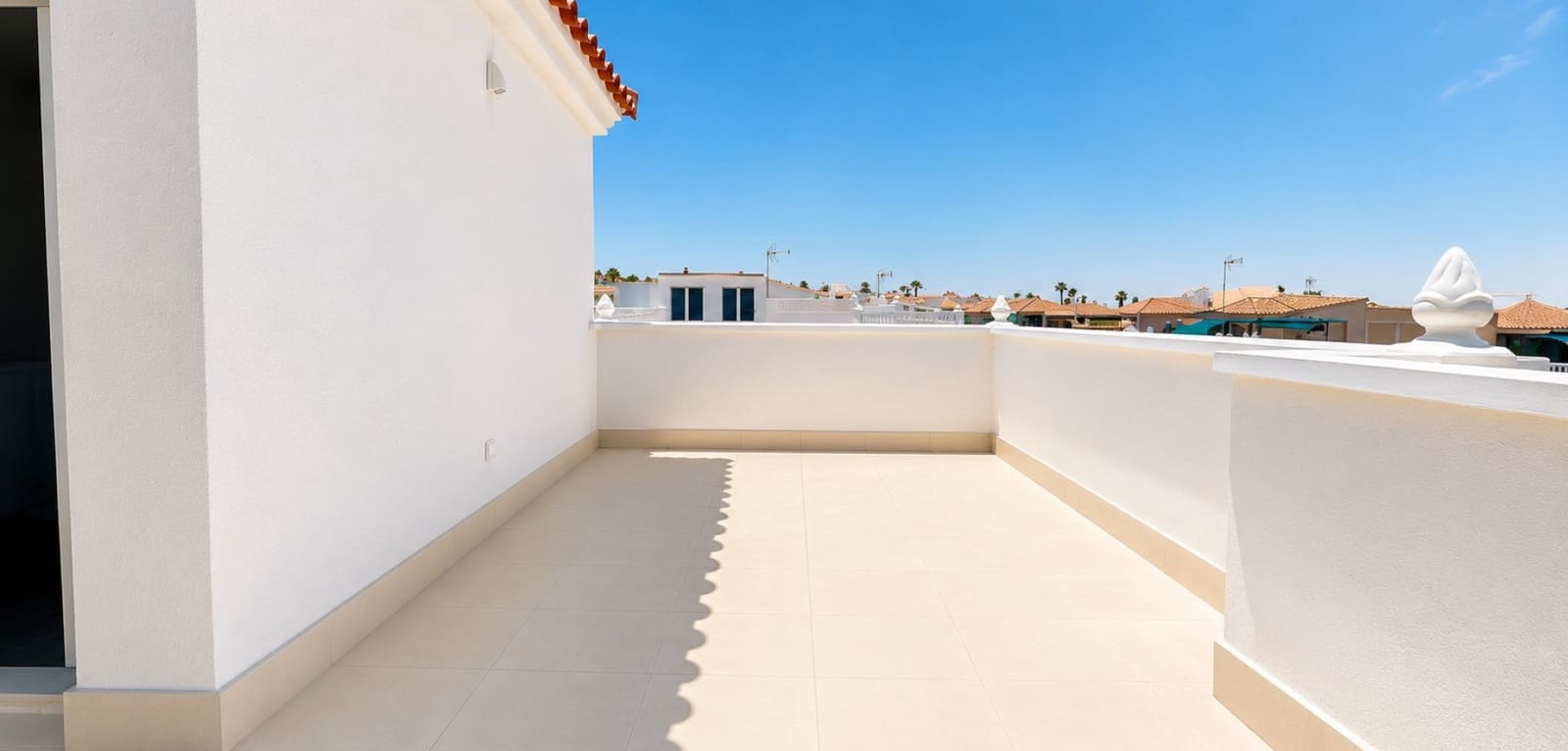 3 soveværelse Byhus til salg i Los Altos med swimmingpool garage - € 239.000 (Ref: 9950643)