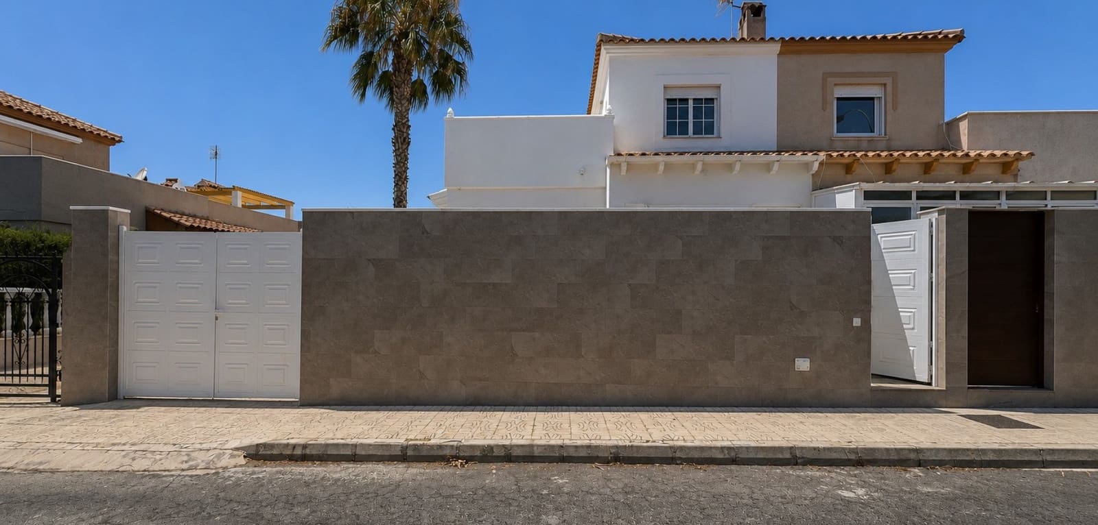 3 soveværelse Byhus til salg i Los Altos med swimmingpool garage - € 239.000 (Ref: 9950643)